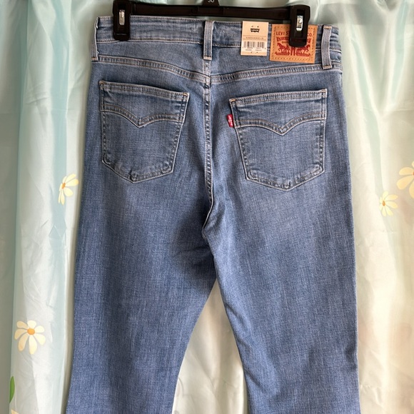 Levi’s 725 high rise bootcut jeans - Picture 9 of 11